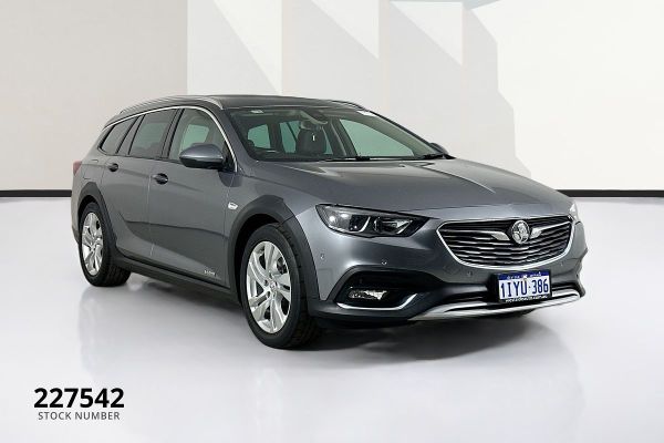 2020 Holden Calais ZB  image