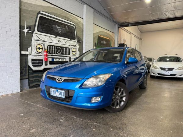 2011 HYUNDAI i30 Other FD MY11 image
