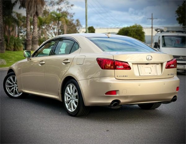 2005 Lexus IS Sedan GSE21 IS350 Version L image
