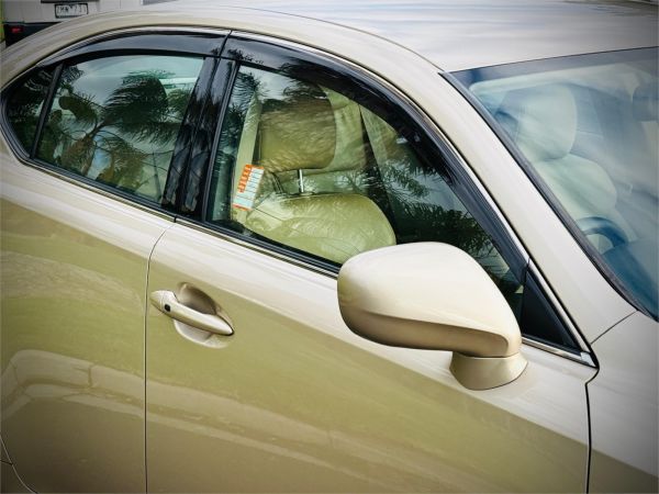 2005 Lexus IS Sedan GSE21 IS350 Version L image