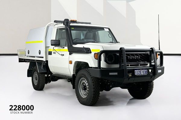 2024 Toyota Landcruiser VDJL79R Workmate image
