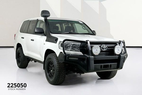 2020 Toyota Landcruiser VDJ200R GX image