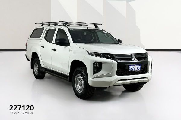 2023 Mitsubishi Triton MR GLX image