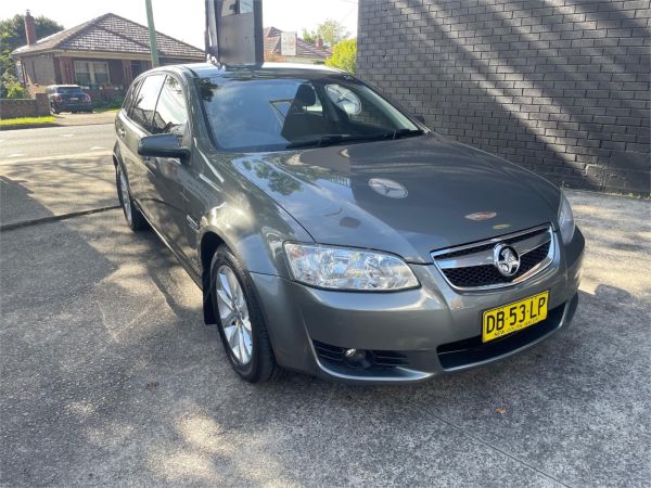 2011 Holden Berlina Wagon VE II International image