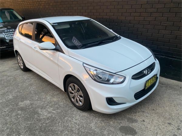 2016 Hyundai Accent Hatchback RB3 MY16 Active image