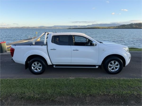 2015 NISSAN NAVARA DUAL CAB UTILITY NP300 D23 ST (4x2) image