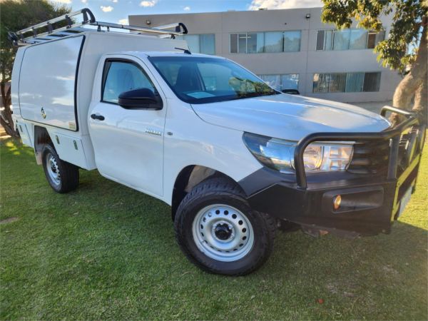 2015 TOYOTA HILUX C/CHAS GUN125R WORKMATE (4x4) image