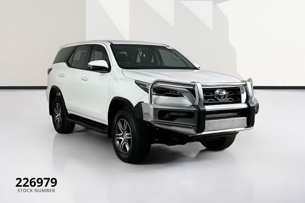 2022 Toyota Fortuner GX GUN156R image