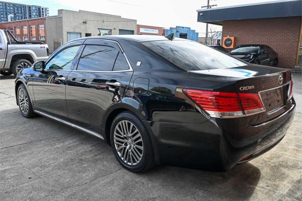2014 Toyota Crown Majesta Sedan GWS214 Base grade image