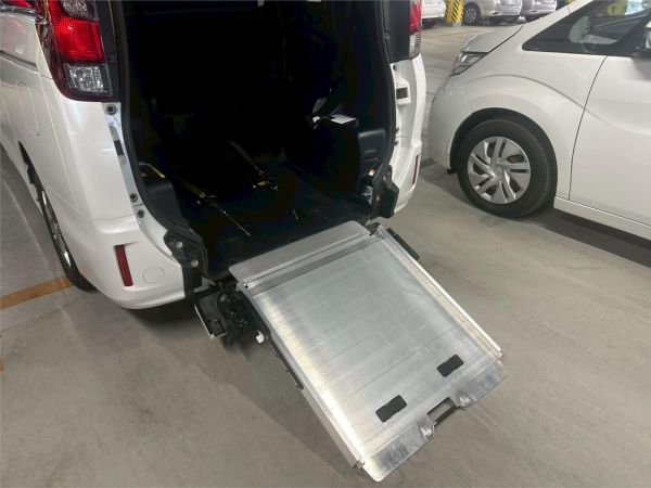 2015 Toyota Esquire Welcab XI Welcab image