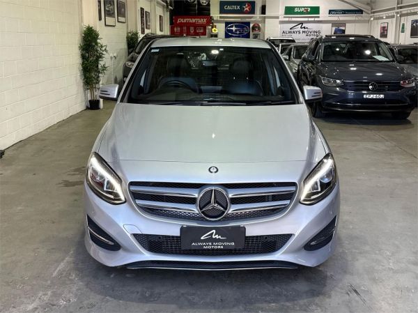 2016 MERCEDES-BENZ B200 5D HATCHBACK 246 MY16 image