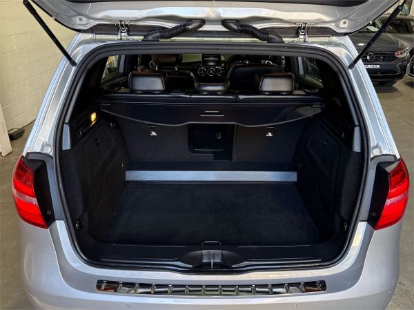 2016 MERCEDES-BENZ B200 5D HATCHBACK 246 MY16 image