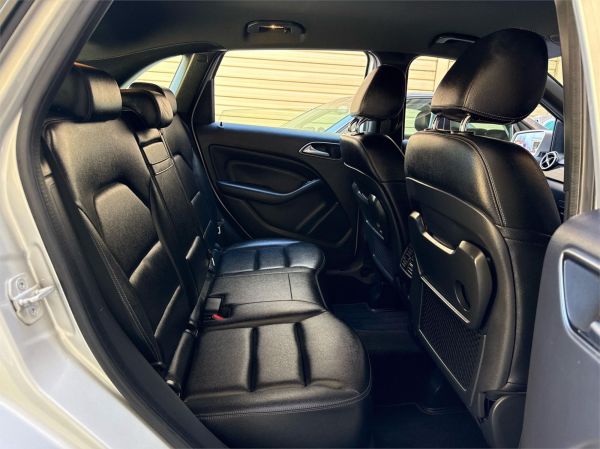 2016 MERCEDES-BENZ B200 5D HATCHBACK 246 MY16 image