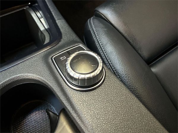 2016 MERCEDES-BENZ B200 5D HATCHBACK 246 MY16 image