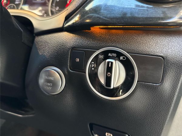 2016 MERCEDES-BENZ B200 5D HATCHBACK 246 MY16 image