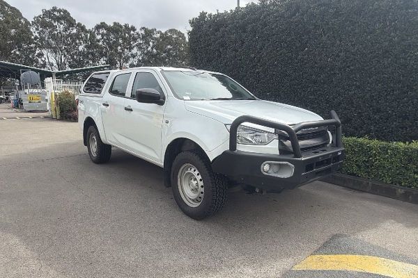 2023 Isuzu D-MAX SX 4X4 image