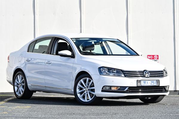 2011 Volkswagen Passat Sedan Type 3C MY12 125TDI Highline image