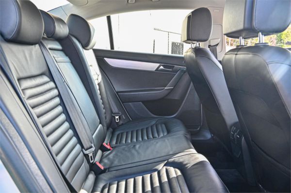 2011 Volkswagen Passat Sedan Type 3C MY12 125TDI Highline image
