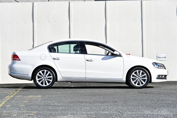 2011 Volkswagen Passat Sedan Type 3C MY12 125TDI Highline image