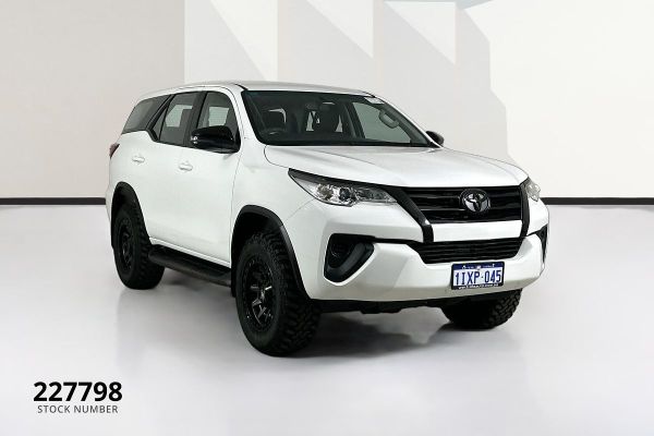 2018 Toyota FORTUNER GX GUN156R MY19 image