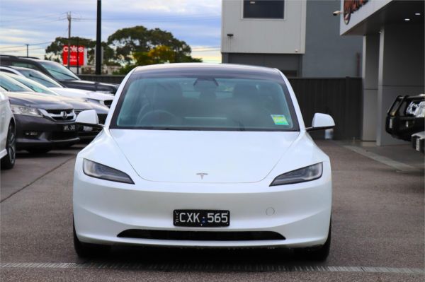 2024 Tesla Model 3 MY24 Long Range image