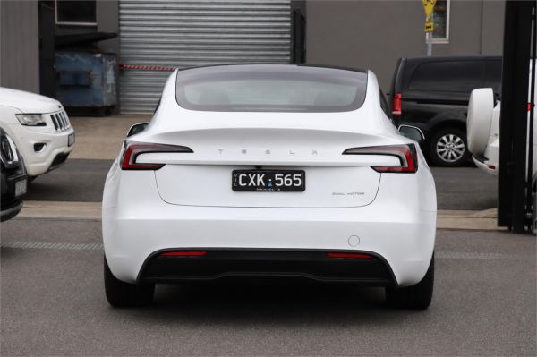 2024 Tesla Model 3 MY24 Long Range image