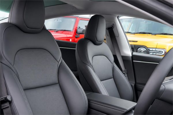 2024 Tesla Model 3 MY24 Long Range image