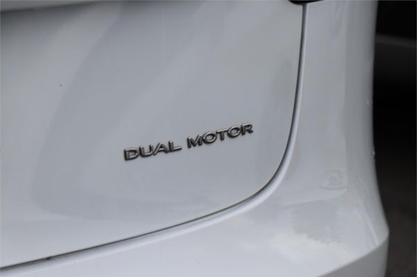 2024 Tesla Model 3 MY24 Long Range image