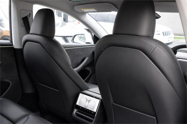 2024 Tesla Model 3 MY24 Long Range image