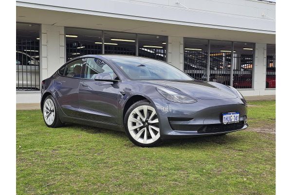 2022 Tesla Model 3   image