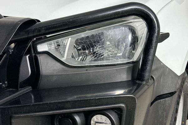 2021 Isuzu D-MAX SX image