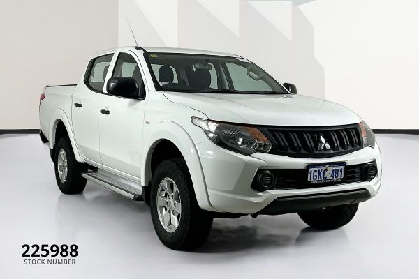 2017 Mitsubishi TRITON GLX PLUS (4x4) MQ MY17 4X4 image