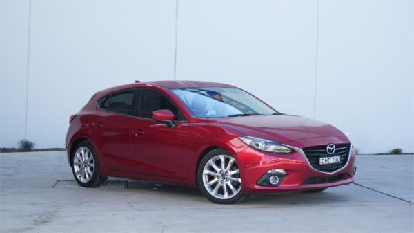 2016 Mazda 3 Hatchback BM5438 SP25 GT image