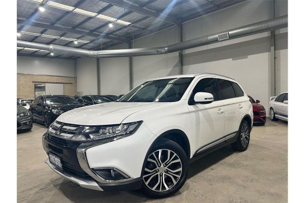 2017 Mitsubishi Outlander LS ZK image