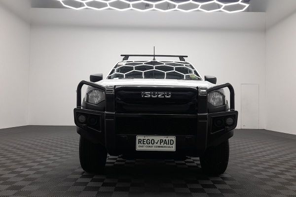 2024 Isuzu D-MAX SX High Ride Rear Wheel Drive image