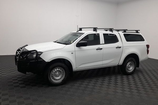 2024 Isuzu D-MAX SX High Ride Rear Wheel Drive image