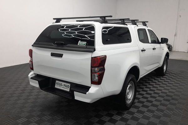 2024 Isuzu D-MAX SX High Ride Rear Wheel Drive image