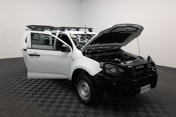 2024 Isuzu D-MAX SX High Ride Rear Wheel Drive image