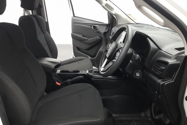 2024 Isuzu D-MAX SX High Ride Rear Wheel Drive image