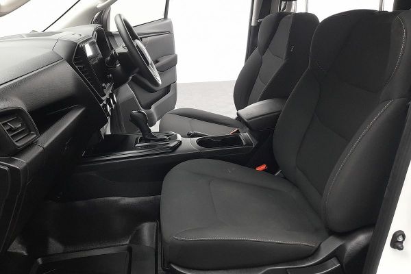 2024 Isuzu D-MAX SX High Ride Rear Wheel Drive image