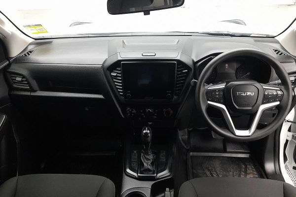 2024 Isuzu D-MAX SX High Ride Rear Wheel Drive image