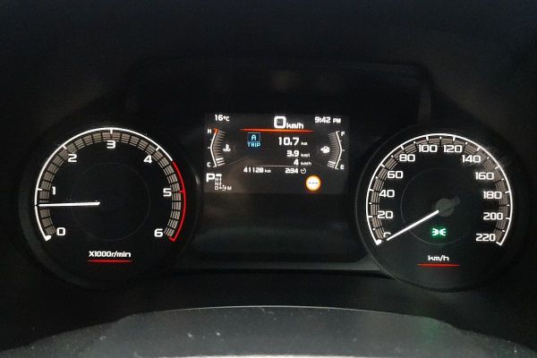 2024 Isuzu D-MAX SX High Ride Rear Wheel Drive image