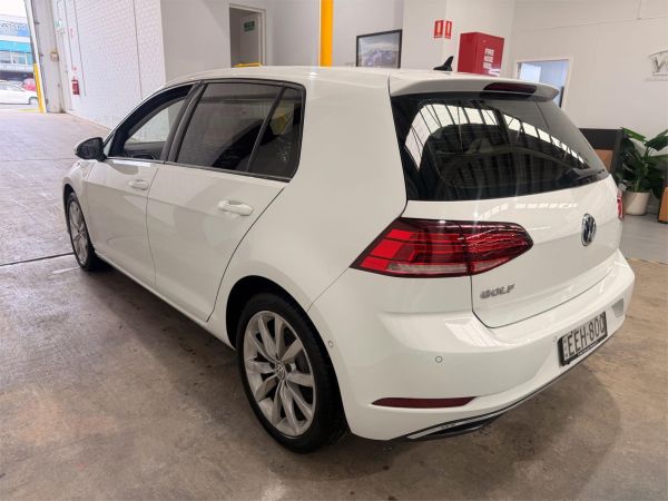 2019 Volkswagen Golf MK VII Comfortline image