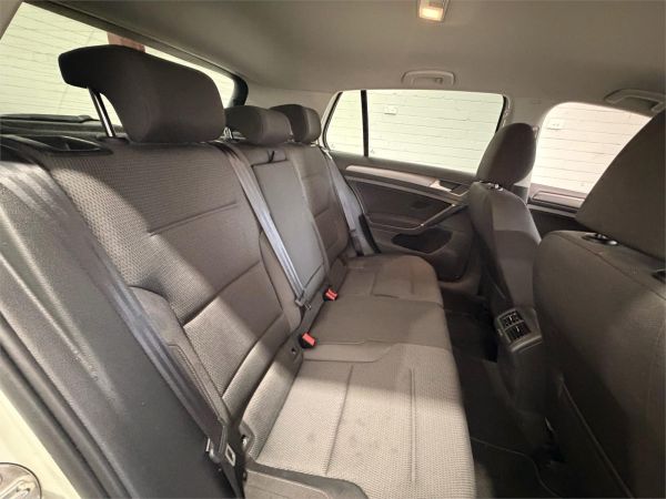 2019 Volkswagen Golf MK VII Comfortline image