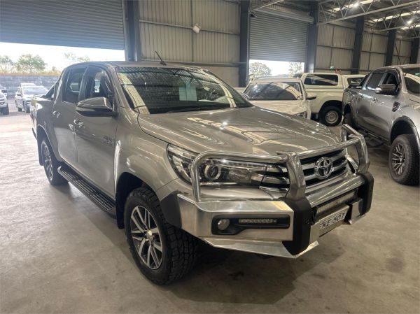 2017 Toyota Hilux Utility GUN126R SR5 image
