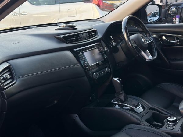 2017 NISSAN X-TRAIL 4D WAGON T32 SERIES 2 Ti (4WD) image