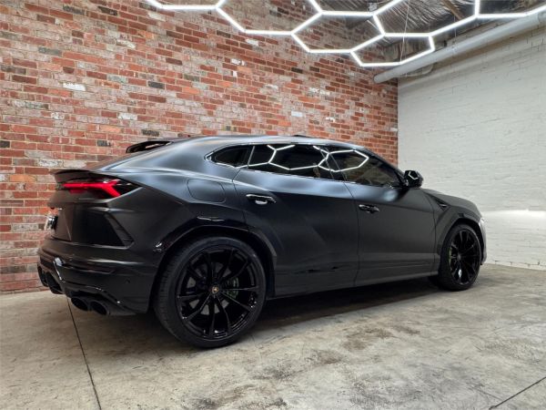 2019 Lamborghini Urus 636 4 SEAT image