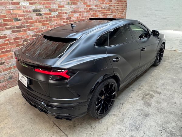 2019 Lamborghini Urus 636 4 SEAT image