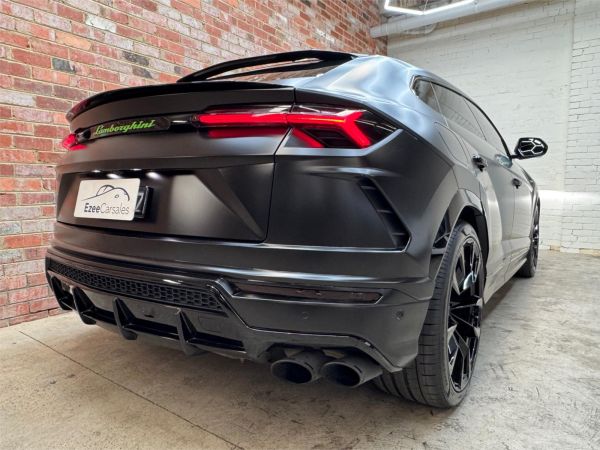 2019 Lamborghini Urus 636 4 SEAT image