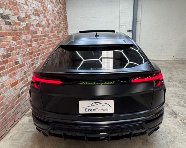 2019 Lamborghini Urus 636 4 SEAT image